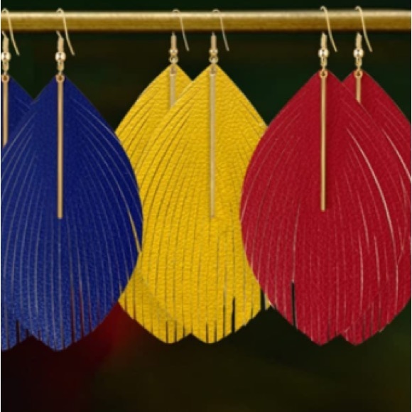 ✨NWT Large Fringe Leather Earrings ✨Hand Crafted ✨Artisan!✨ - Picture 2 of 4